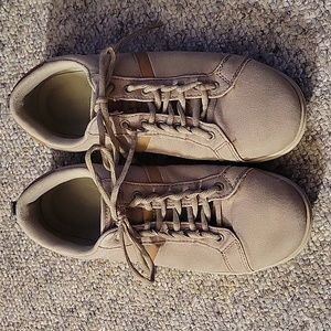 Crocs Torino Lace-Up sneaker - Size 9